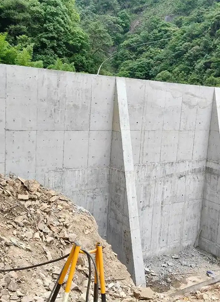 铜陵铜陵县重力式挡土墙